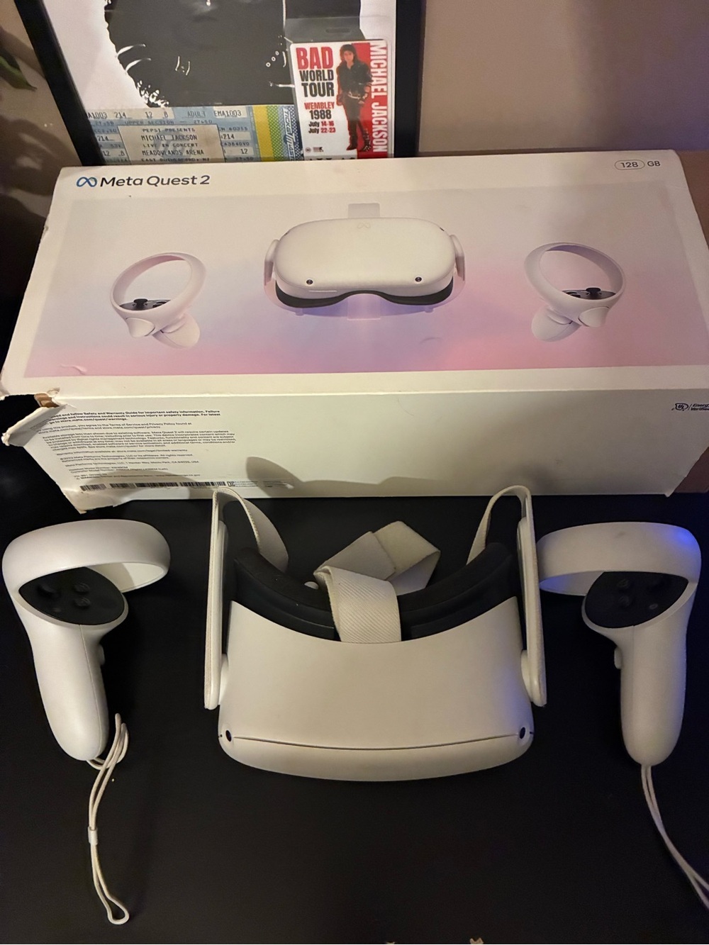Quest 2 VR Headset - White - Complete Set